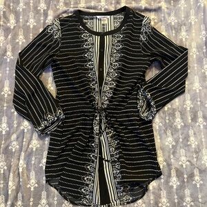 Peter Nygard Black and White Patterned Button Down Shirt